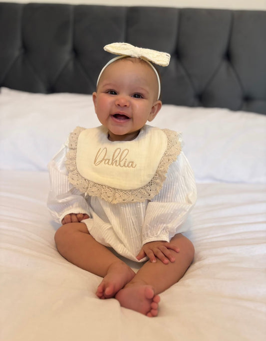 Bib & Bow Set